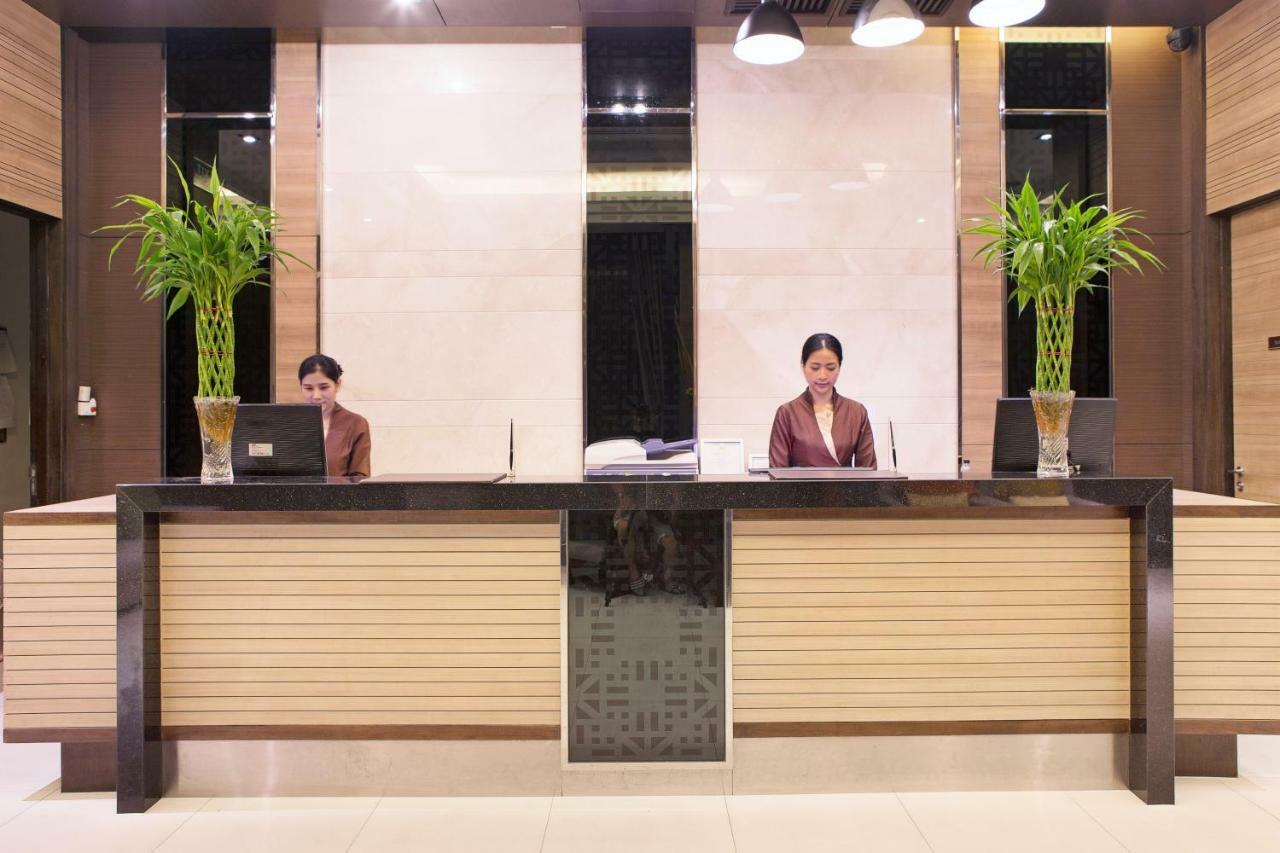 Mida Hotel Ngamwongwan - Sha Plus Nonthaburi Eksteriør billede